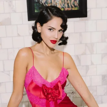Eiza González hates to be categorized as sexy/Instagram @eizagonzalez