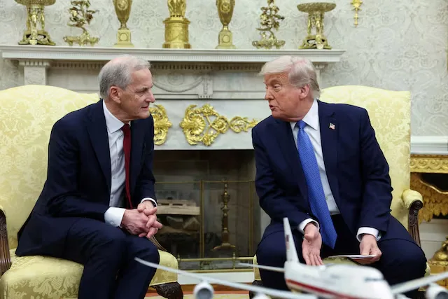 U.S. President Donald Trump holds a meeting with Norwegian Prime Minister Jonas Gahr Støre at the White House's Oval Office in Washington, D.C., on April 24, 2025. Photo credit: Kevin Lamarque/REUTERS
