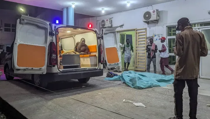 An ambulance carrying victims of the Maiduguri bombings arrives the hospital/Lionscrib News