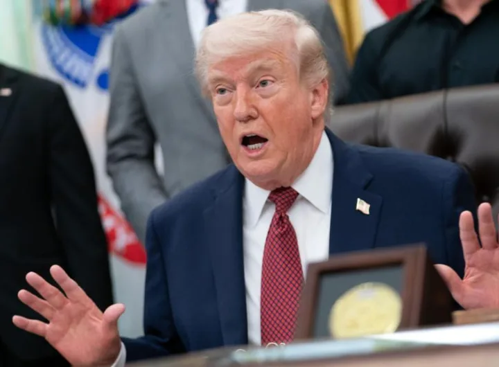 Trump extended the ceasefire and suspended military action in Iran/Photo: Getty