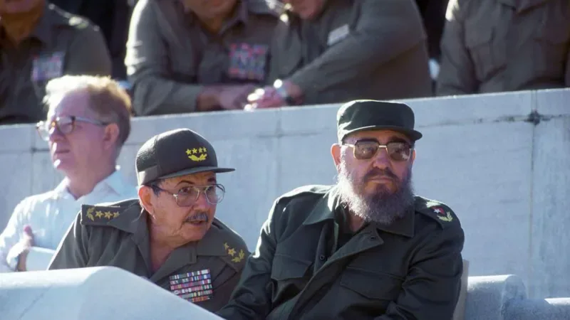 Raúl Castro and his brother, iconic Cuban revolutionary leader Fidel Castro, pictured together in Havana, Cuba, in December 1996/Photo: Getty