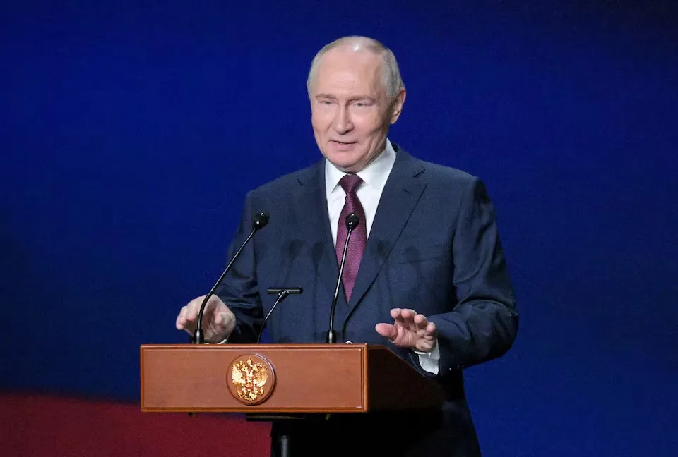 Russian President Vladimir Putin addresses guests at a gala event held at Moscow’s Bolshoi Theatre to celebrate 150 years of the Union of Theatre Workers of Russia on October 22, 2026. Sputnik/Alexei Nikolsky/Pool via REUTERS