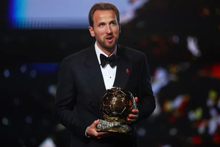 Harry Kane is the first English player since Michael Owen in 2001 to win the award/Photo: Reuters
