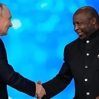 Russian President Vladimir Putin (left) and Burundi’s President Évariste Ndayishimiye at the plenary session of the Russia-Africa Summit in Moscow on 28 October 2026/Photo: AP