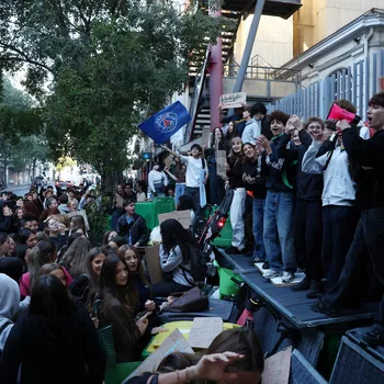 French high school students gathered outside Lycée Charles Péguy in Paris on October 6, 2026, joining a nationwide day of protests and blockades. They voiced anger over overcrowded classrooms, teacher shortages and run-down school buildings, problems they blame on years of underinvestment. REUTERS/Tom Nicholson